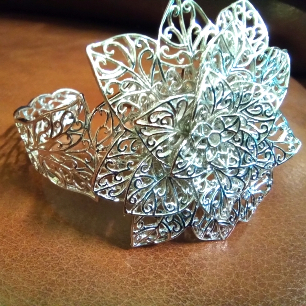 Vintage filigree Floral cuff bracelet